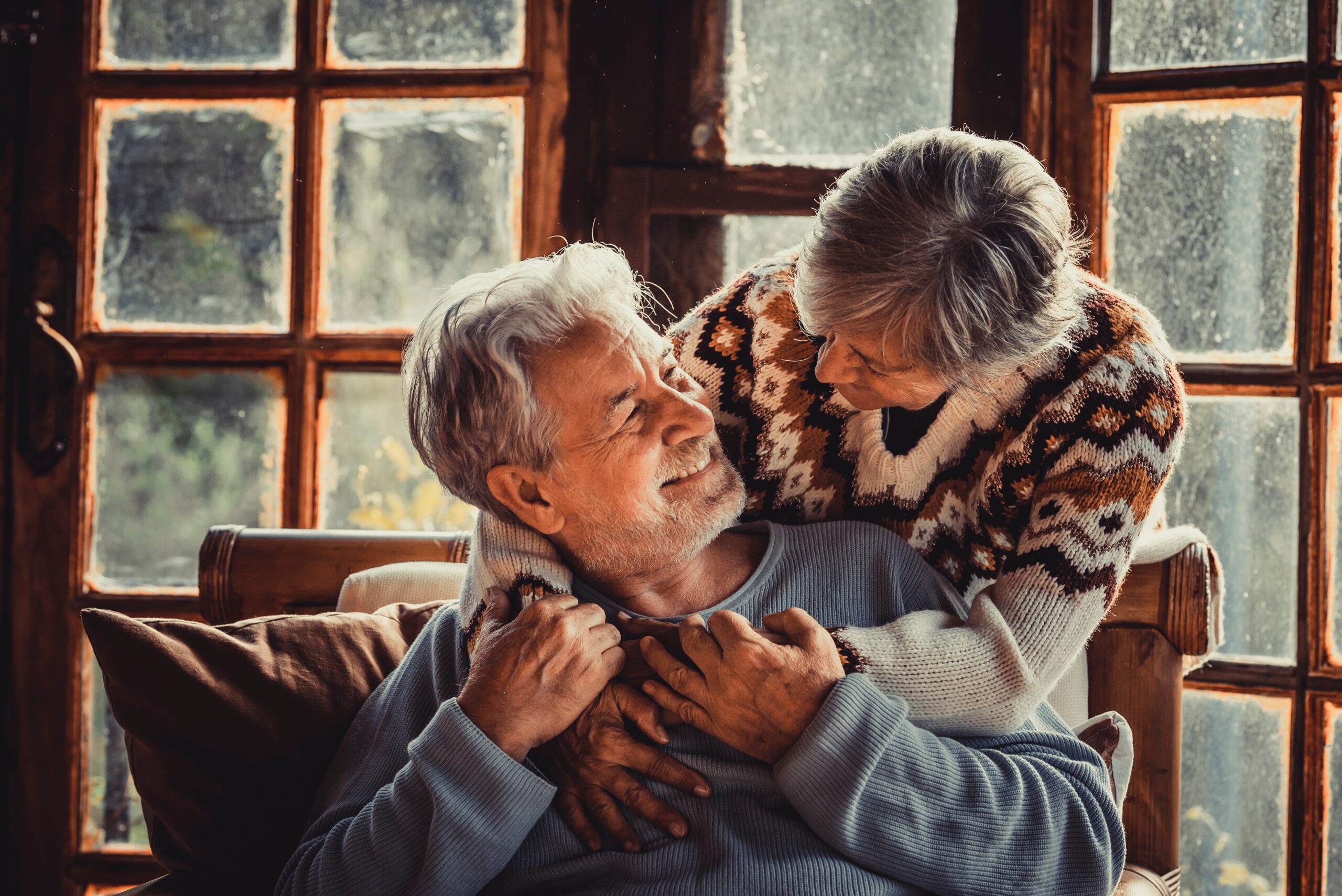 Happy,Senior,Couple,Enjoy,With,Love,Winter,Holidays,At,Home